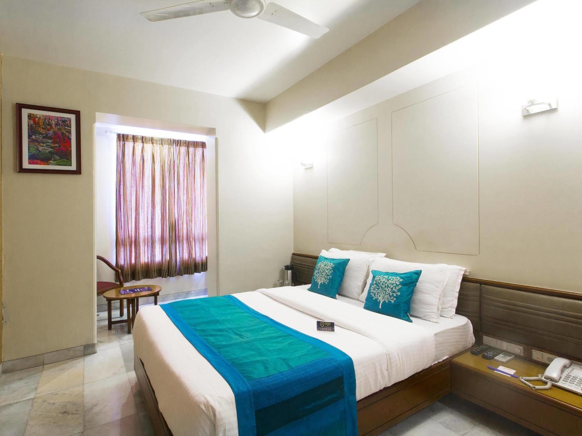 Hotel Ashray International, Sion - Near Bkc 뭄바이 외부 사진